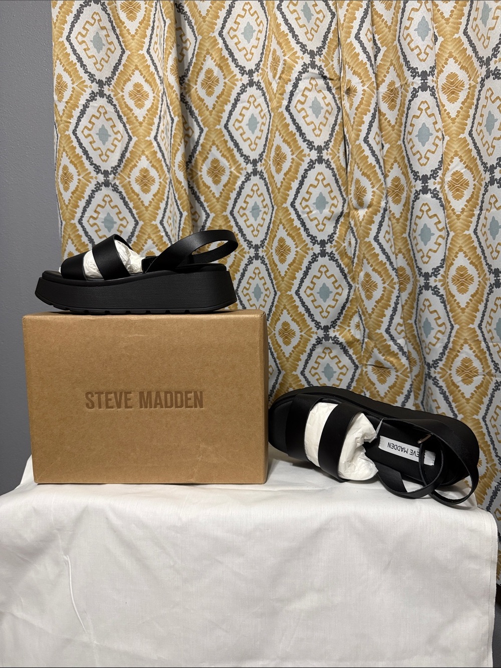 Steve Madden Black and White Platform Slide Sandals